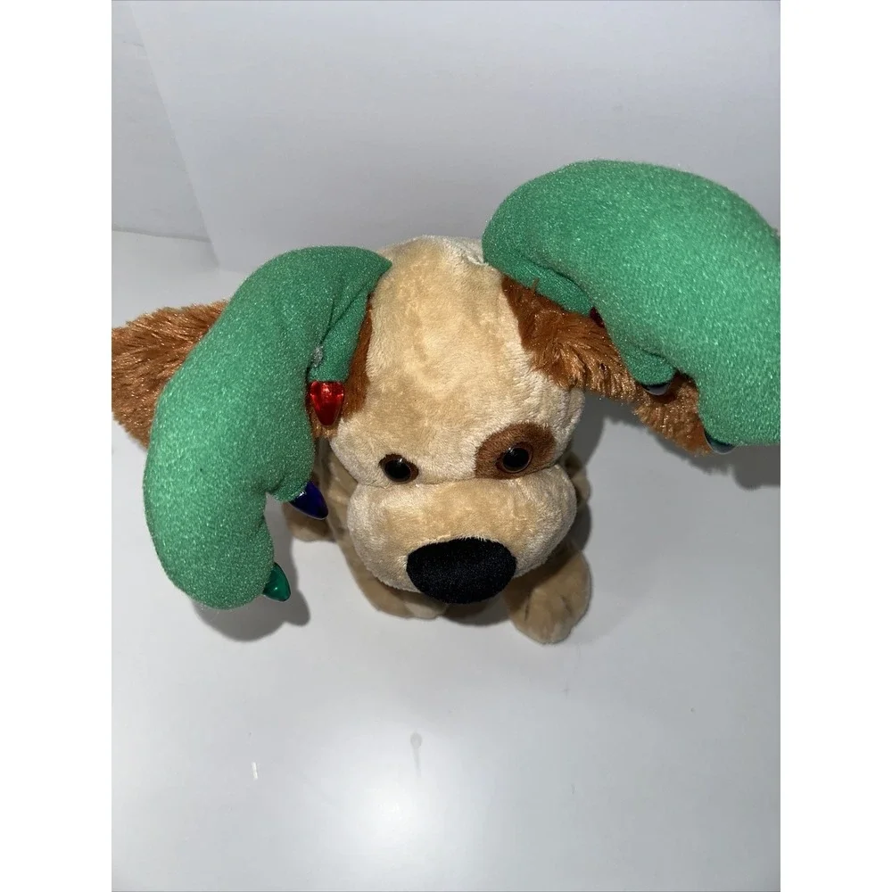 2007 Tekky Toys Animated Flapping Ears Dog Christmas Plush Sings 